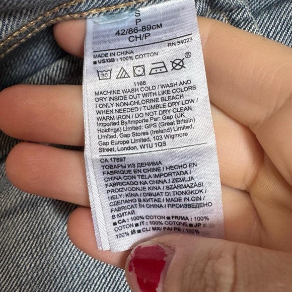 Banana republic faded button up denim jacket - Picture 8 of 8